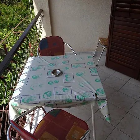 Apartment Apartmani Severin Mrsic Stari Grad (Hvar)